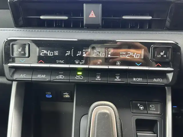 トヨタ ヴォクシー ハイブリッド S－Z 宮城県 2025(令7)年 0.5万km ホワイトパールクリスタルシャイン ディスプレイオーディオプラス/・コネクティッドナビ対応10.5インチディスプレイオーディオ/・車載メモリーナビ/・CD/DVD/・地デジTV/・USB/HDMI/・AppleCarPlay/AndroidAuto/・ETC2.0/トヨタチームメイト/・アドバンストパーク/・パーキングサポートブレーキ（周囲静止物/後方歩行者）/・パノラミックビューモニター/・エレクトロシフトマチック/プロジェクター式LEDヘッドランプ/デイライト/アダプティブハイビームシステム/寒冷地仕様/＝＝＝/BLITZ車高調/セーフティセンス/・プリクラッシュセーフティ/・レーントレーシングアシスト/・レーンディパーチャーアラート/・レーダークルーズコントロール/・オートマチックハイビーム/・ロードサインアシスト/・ドライバー異常時対応システム/・プロアクティブドライビングアシスト/・発進遅れ告知機能/パーキングサポートブレーキ（前後方静止物）/AC100V/1500W/両側パワースライドドア/ハーフレザー/シートヒーター/電動パーキングブレーキ/ブレーキホールド/純正17インチAW/W/サイド/カーテンエアバッグ