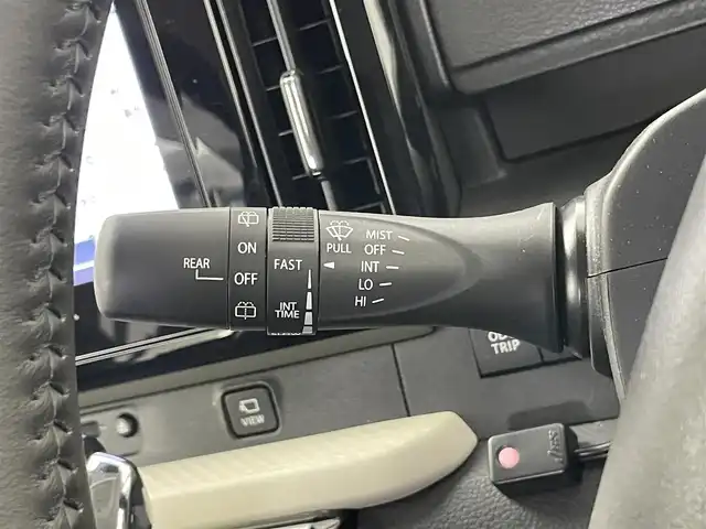三菱 デリカＤ：２ ハイブリッドMZ 埼玉県 2022(令4)年 3.3万km 茶 純正９インチナビ　マルチアラウンドモニター　ＨＵＤ　ＥＴＣ　前後ドライブレコーダー　ｅアシスト　レーダークルーズコントロール　シートヒーター　オートライト　純正アルミホイール　ＬＥＤライト　地デジＴＶ