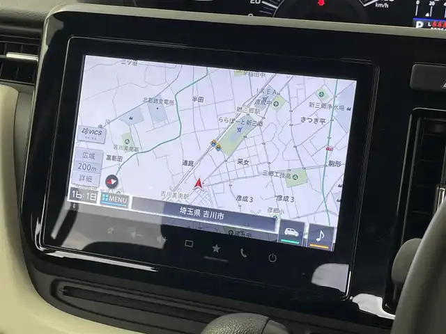 三菱 デリカＤ：２ ハイブリッドMZ 埼玉県 2022(令4)年 3.3万km 茶 純正９インチナビ　マルチアラウンドモニター　ＨＵＤ　ＥＴＣ　前後ドライブレコーダー　ｅアシスト　レーダークルーズコントロール　シートヒーター　オートライト　純正アルミホイール　ＬＥＤライト　地デジＴＶ