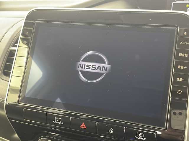 日産 セレナ e－パワー ハイウェイスター V 新潟県 2020(令2)年 7.3万km ブリリアントホワイトパール 　メモリナビ/　フルセグテレビ/　バックカメラ/　フリップダウンモニター/　両側パワースライドドア/　ETC2.0/　ドライブレコーダー/　LEDヘッドライト/　アラウンドビューモニター/　アイドリングストップ/　ウィンカーミラー/　クルーズコントロール/　プッシュスタート