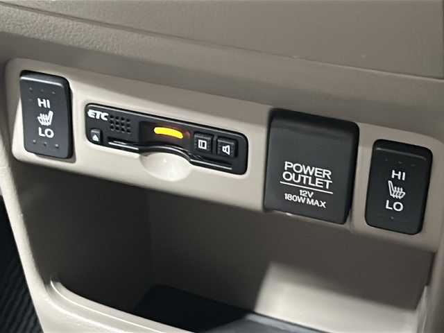 ホンダ Ｎ ＢＯＸ G SSパッケージ 広島県 2017(平29)年 4.4万km プレミアムディープモカパール シティーブレーキアクティブシステム/両側パワースライドドア/純正7型ナビ（YXM-175Fi）/・CD・DVD・BT・SD・ワンセグTV/バックカメラ/ステアリングスイッチ/ETC/ドライブレコーダー/前席シートヒーター/純正フロアマット/ドアバイザー/サンシェード/プッシュスタート/スマートキー/スペアキー/取扱説明書/保証書