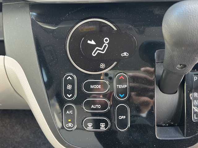 日産 デイズ ルークス X 香川県 2014(平26)年 4.4万km ブラック 純正ナビ（CD/DVD)/アラウンドビューモニター/片側パワースライドドア/ETC/ターボ/スマートキー