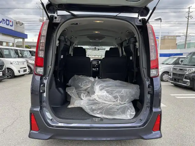 トヨタ ノア Si 兵庫県 2014(平26)年 12.6万km ダークバイオレットマイカメタリック (株)IDOMが運営する【じしゃロン姫路店】の自社ローン専用車両になります。こちらは現金またはオートローンご利用時の価格です。自社ローンご希望の方は別途その旨お申付け下さい/純正ナビ/フルセグTV/バックカメラ/純正フリップダウンモニター/両側パワースライド/ＥＴＣ　/純正１６インチアルミホイール