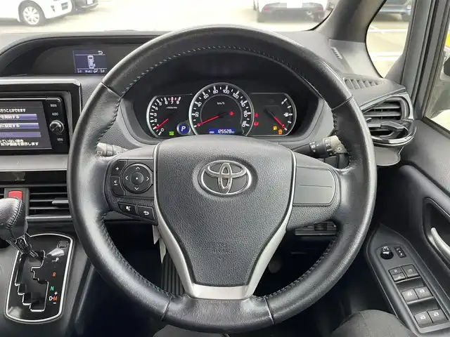 トヨタ ノア Si 兵庫県 2014(平26)年 12.6万km ダークバイオレットマイカメタリック (株)IDOMが運営する【じしゃロン姫路店】の自社ローン専用車両になります。こちらは現金またはオートローンご利用時の価格です。自社ローンご希望の方は別途その旨お申付け下さい/純正ナビ/フルセグTV/バックカメラ/純正フリップダウンモニター/両側パワースライド/ＥＴＣ　/純正１６インチアルミホイール