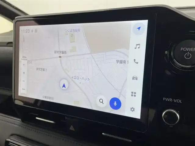 トヨタ ヴォクシー ハイブリッド S－Z 茨城県 2023(令5)年 1.1万km ホワイトパールクリスタルシャイン 純正10.5型DA/フルセグ/バックカメラ/衝突被害軽減ブレーキ/車線逸脱抑制装置/レーダークルーズコントロール/オートマチックハイビーム/クリアランスソナー/両側電動スライドドア/ETC2.0/シートヒーター/ステアリングヒーター/純正17インチAW/3眼LEDヘッドライト/スマートキー