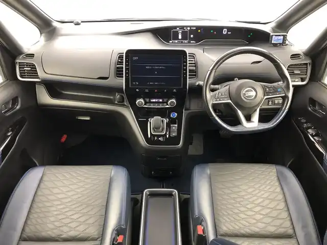 日産 セレナ e-パワー オーテック セーフティPKG 愛知県 2020(令2)年 4.6万km カスピアンブルー プロパイロット　/両側パワースライドドア　/ワンオーナー　/エマージェンシーブレーキ　/アラウンドビューモニター　/純正9インチナビ　/フルセグTV　/Bluetooth　/ETC　/ステアリングリモコン　/ハンドルヒーター　/パーキングアシスト　/前席シートヒーター　/キックモーションセンサー　/フリップダウンモニター　/前後ドライブレコーダー　/ファブリックシート　/7人乗り　/フォグランプ　/純正AW　/純正フロアマット　