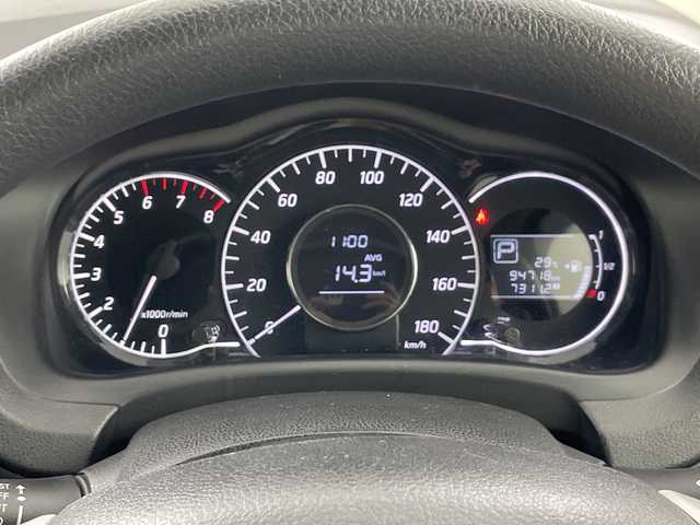 日産 ノート X DIG－S Vセレ +セーフ 愛知県 2015(平27)年 9.5万km ダークメタルグレー 禁煙車/7インチナビ/（CD/AM/FM/ワンセグTV/USB)/バックカメラ/エマージェンシーブレーキ/レーンキープアシスト/ETC/アイドリングストップ/横滑り防止装置/スマートキー/プッシュスタート/フロアマット