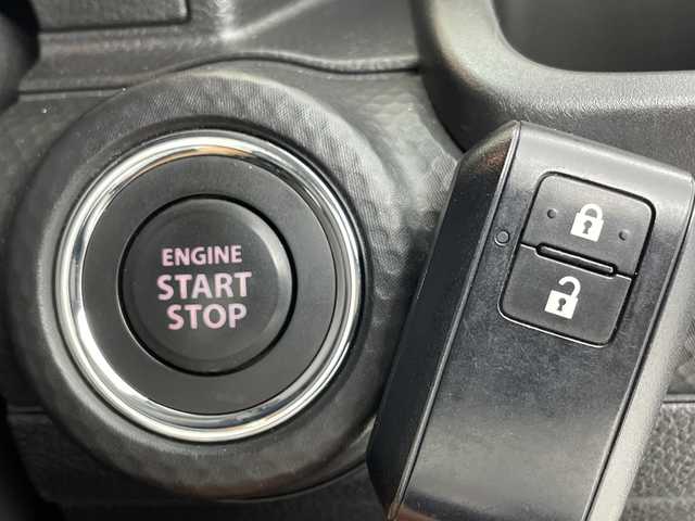スズキ クロスビー HYBRID MZ 群馬県 2018(平30)年 1.8万km キャラバンアイボリーパールメタリック/ホワイト 2トーンルーフ 純正８型ナビ　全周囲カメラ　衝突被害軽減ブレーキ　レーンキープアシスト　パドルシフト　クルーズコントロール　シートヒーター　アイドリングストップ　ＬＥＤヘッドライト　オートハイビーム　禁煙車