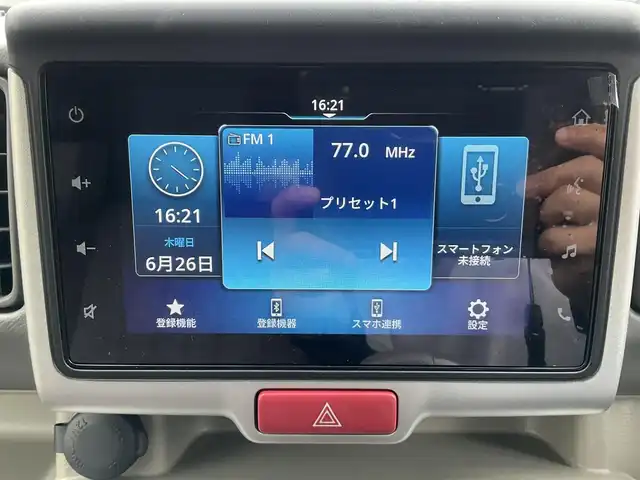 スズキ エブリィ ワゴン PZターボ 滋賀県 2024(令6)年 1.5万km クールカーキPM パートタイム4WD/直列3気筒 インタークーラーターボ/ワンオーナー /車検令和9年5月まで/オーバーヘッドコンソール/社外シートカバー/純正14インチアルミホイール/純正LEDヘッドライト/・ハロゲンフォグランプ/片側パワースライドドア/純正ディスプレイオーディオ/バックカメラ/USB電源ソケット/