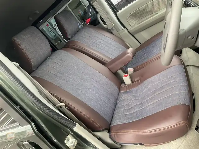スズキ エブリィ ワゴン PZターボ 滋賀県 2024(令6)年 1.5万km クールカーキPM パートタイム4WD/直列3気筒 インタークーラーターボ/ワンオーナー /車検令和9年5月まで/オーバーヘッドコンソール/社外シートカバー/純正14インチアルミホイール/純正LEDヘッドライト/・ハロゲンフォグランプ/片側パワースライドドア/純正ディスプレイオーディオ/バックカメラ/USB電源ソケット/