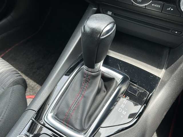 マツダ アクセラ スポーツ 15S 沖縄県 2014(平26)年 2.9万km ディープクリスタルブルーマイカ 純正ナビ/（ＡＭ／ＦＭ／ＢＴ／ＣＤ／ＤＶＤ）/衝突軽減システム/フルセグＴＶ/アイドリングストップ/横滑り防止機能/純正フロアマット/プッシュスタート/純正１６ＡＷ/オートエアコン/スマートキー/パワーウィンドウ