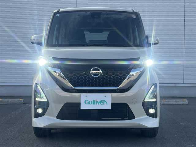 日産 ルークス HWS Gターボ プロパイロットED 秋田県 2021(令3)年 6.6万km フローズンバニラパール ターボ/４WD/衝突軽減システム/両側パワースライドドア/プロパイロット/LEDヘッドライト/純正メモリナビ/フルセグ/全方位カメラ/アラウンドビューモニター/日産純正15インチアルミ（夏タイヤ装着）/スマートキー/アイドリングストップ/プッシュスタート/クルーズコントロール追従走行有/レーンキープアシスト/コーナーセンサー/ステアリングスイッチ/ドライブレコーダー/ビルトインETC/前席シートヒーター/電動パーキングブレーキ/オートブレーキホールド機能/純正フロアマット/純正ドアバイザー/オートライト/オートエアコン/パワーステアリング/パワーウィンドウ/横滑り防止/盗難防止装置/寒冷地仕様/電動格納ウィンカーミラー/キーレスエントリー/保証書/取扱説明書/記録簿