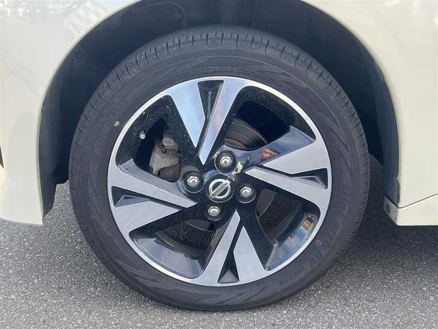 日産 ルークス HWS Gターボ プロパイロットED 秋田県 2021(令3)年 6.6万km フローズンバニラパール ターボ/４WD/衝突軽減システム/両側パワースライドドア/プロパイロット/LEDヘッドライト/純正メモリナビ/フルセグ/全方位カメラ/アラウンドビューモニター/日産純正15インチアルミ（夏タイヤ装着）/スマートキー/アイドリングストップ/プッシュスタート/クルーズコントロール追従走行有/レーンキープアシスト/コーナーセンサー/ステアリングスイッチ/ドライブレコーダー/ビルトインETC/前席シートヒーター/電動パーキングブレーキ/オートブレーキホールド機能/純正フロアマット/純正ドアバイザー/オートライト/オートエアコン/パワーステアリング/パワーウィンドウ/横滑り防止/盗難防止装置/寒冷地仕様/電動格納ウィンカーミラー/キーレスエントリー/保証書/取扱説明書/記録簿