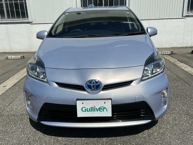 トヨタ プリウス S 茨城県 2015(平27)年 7.5万km ライトパープルマイカ (株)IDOMが運営する【じしゃロン水戸店】の自社ローン専用車両になりますこちらは現金またはオートローンご利用時の価格です。自社ローンご希望の方は別途その旨お申付け下さい/スマートキー×２/社外メモリーナビ(CN-F1D)/BD/DVD/MSV/フルセグTV/ハンズフリー/バックカメラ/ビルトインETC/ドラレコ(HDR-101)/プッシュスタート/電格ウィンカーミラー/純正フロアマット/純正ドアバイザー/トノカバー/LEDヘッドライト/ISOFIX対応/ステアリングスイッチ/純正15インチAW/横滑り防止装置/保証書・取説・ナビ取説