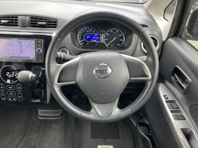 日産 デイズ HWS X Vセレ +SeftyⅡ 岩手県 2015(平27)年 9.6万km 茶 社外メモリーナビ/アラウンドビューモニター/フォグライト/電動格納ミラー/ドラレコ/純正フロアマット/フルセグ/ETC