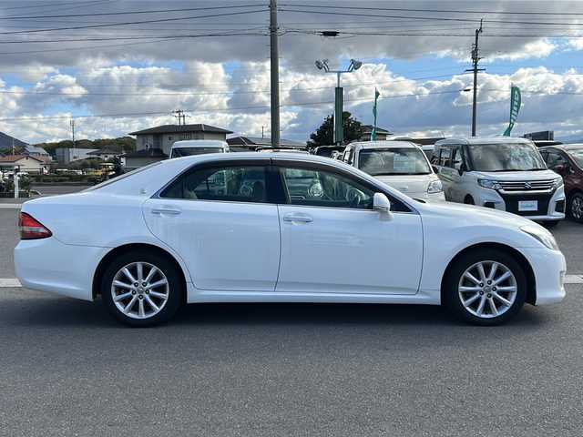 トヨタ クラウン ロイヤル Rサルーン スペシャルED 香川県 2009(平21)年 7.8万km ホワイトパールクリスタルシャイン 純正ナビ（フルセグTV/CD/DVD/BT)/バックカメラ/トランクオープナースイッチ/ビルトインETC/HIDヘッドライト/オートライト/スペアキー