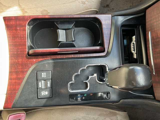 トヨタ クラウン ロイヤル Rサルーン スペシャルED 香川県 2009(平21)年 7.8万km ホワイトパールクリスタルシャイン 純正ナビ（フルセグTV/CD/DVD/BT)/バックカメラ/トランクオープナースイッチ/ビルトインETC/HIDヘッドライト/オートライト/スペアキー