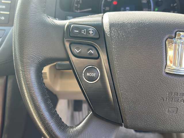 トヨタ クラウン ロイヤル Rサルーン スペシャルED 香川県 2009(平21)年 7.8万km ホワイトパールクリスタルシャイン 純正ナビ（フルセグTV/CD/DVD/BT)/バックカメラ/トランクオープナースイッチ/ビルトインETC/HIDヘッドライト/オートライト/スペアキー