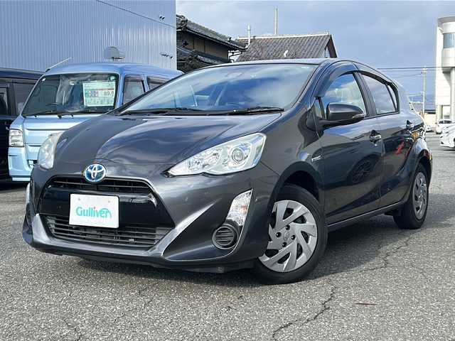 トヨタ アクア S 福井県 2016(平28)年 13.2万km グレーメタリック 社外メモリナビゲーション/（CD/DVD）/ワンセグテレビ/バックカメラ/プリクラッシュセーフティ/レーンキープアシスト/ドライブレコーダー/ETC/オートライト/オートハイビーム/電動格納ミラー/スマートキー/プッシュスタート/保証書/取扱説明書