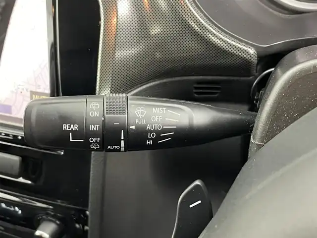 スズキ エスクード 1．4 ターボ 道央・札幌 2019(平31)年 3.9万km クールホワイトパール ・ワンオーナー/・４WD/・寒冷地仕様/・社外メモリナビ/・バックカメラ/・CD／DVDフルセグ／Bluetooth/・社外ETC/・純正ドライブレコーダー/・純正エンジンスターター/・デュアルカメラブレーキサポート/・アダプティブクルーズコントロール/・ヒルディセントコントロール/・レーンキープアシズト/・盗難防止装置/・横滑り防止装置/・前席シートヒーター/・ハーフレザーシート/・純正フロアマット/・LEDヘッドライト/・フォグランプ/・純正AW17インチ/・積込スタッドレスタイヤ純正AW17インチ/・スマートキー/・プッシュスタート/・取扱説明書/・保証書