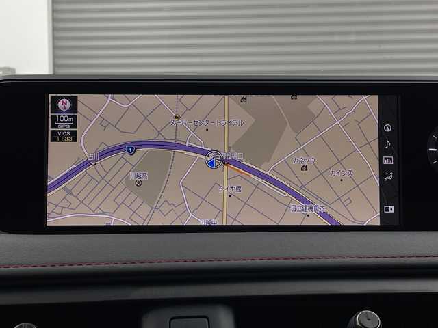 レクサス ＵＸ 250h Fスポーツ 三重県 2019(令1)年 6.9万km ホワイトノーヴァガラスフレーク 禁煙車/サンルーフ/置くだけ充電/純正ナビ/・CD・DVD・AUX・フルセグ・AM・FM・BT/バックカメラ/レーダークルーズコントロール/オートハイビーム/クリアランスソナー/プリクラッシュセーフティ/運転席・助手席パワーシート（運転席メモリー付き）/運転席・助手席シートヒーター/ステアリングヒーター/純正18インチアルミ/純正フロアマット/電子パーキング/パドルシフト/LEDヘッドライト/フォグライト/スペアキー/カードキー