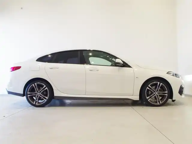 ＢＭＷ ＢＭＷ ２１８ｄ グランクーペ Mスポーツ EDジョイ+ 岐阜県 2021(令3)年 4.2万km アルピンホワイトⅢ 車線逸脱警告/ブラインドスポットモニター/衝突軽減ブレーキ/純正ナビ/ライブコックピット/バックカメラ/PDC/コンフォートアクセス/アンビエントライト/クルーズコントロール/スマートキー