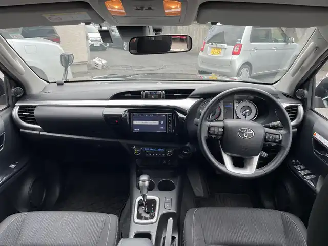 トヨタ ハイラックス Z 茨城県 2022(令4)年 2.6万km アティチュードブラックマイカ ワンオーナー/ディーラーオプションSDナ（CD/DVD/BT/フルセグTV）/ETC/レーダークルーズコントロール/車線逸脱/ステアリングスイッチ/プッシュスタート/純正ドライブレコーダー/純正フロアマット/GRマッドガード/荷室トノカバー