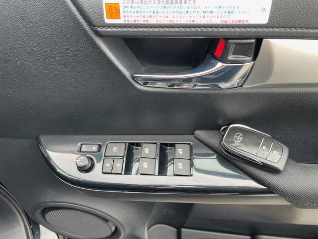 トヨタ ハイラックス Z 茨城県 2022(令4)年 2.6万km アティチュードブラックマイカ ワンオーナー/ディーラーオプションSDナ（CD/DVD/BT/フルセグTV）/ETC/レーダークルーズコントロール/車線逸脱/ステアリングスイッチ/プッシュスタート/純正ドライブレコーダー/純正フロアマット/GRマッドガード/荷室トノカバー