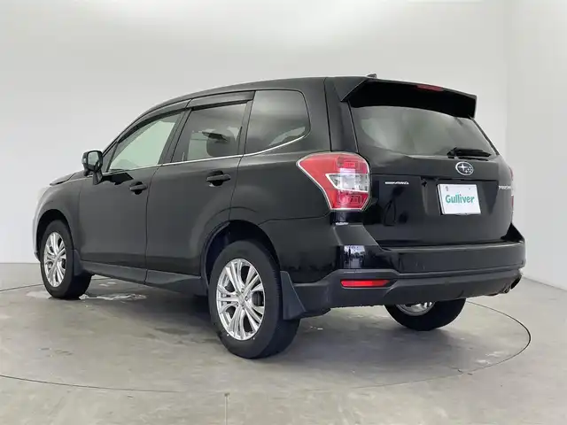 スバル フォレスター 2．0i－L アイサイト 富山県 2015(平27)年 7.5万km クリスタルブラックシリカ 純正SDナビ(MDV-Z711)/【AM/FM/CD/DVD/Bluetooth/SD/USB/HDMI】/フルセグTV/バックカメラ/レーダークルーズコントロール/アイサイト/ETC/ドライブレコーダー/革巻きステアリング/前席パワーシート/前席シートヒーター/衝突被害軽減ブレーキ/横滑り防止装置/レーンキープアシスト/盗難防止装置/アイドリングストップ/HIDヘッドライト/オートライト/フォグランプ/電格ウィンカーミラー/プッシュスタート/スマートキー×２/保証書/取扱説明書