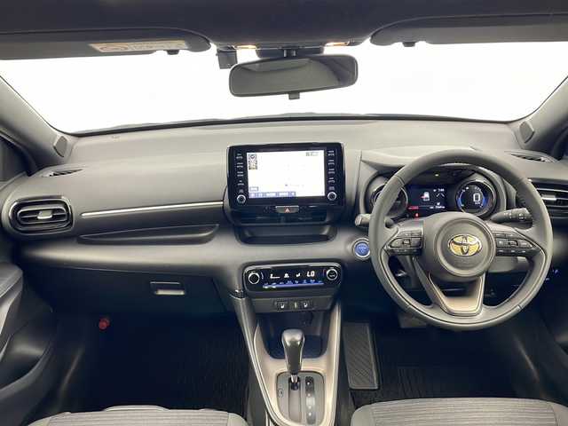 トヨタ ヤリス ハイブリッド Z 秋田県 2020(令2)年 3.8万km ブラック 4WD/純正メモリナビ　/Bluetooth/AppleCarPlay/AndroidAuto/CD/DVD/バックカメラ　/衝突被害軽減システム　/レーダークルーズコントロール　/レーンキープアシスト　/横滑り防止装置　/寒冷地仕様　/前席シートヒーター　/ワイパーデアイサー/ビルトインETC/前方純正ドラレコ　/GRエアロ/スマートキー/スペアキー/モデリスタホイール/LEDヘッドライト/フォグランプ
