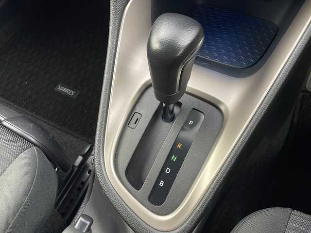 トヨタ ヤリス ハイブリッド Z 秋田県 2020(令2)年 3.8万km ブラック 4WD/純正メモリナビ　/Bluetooth/AppleCarPlay/AndroidAuto/CD/DVD/バックカメラ　/衝突被害軽減システム　/レーダークルーズコントロール　/レーンキープアシスト　/横滑り防止装置　/寒冷地仕様　/前席シートヒーター　/ワイパーデアイサー/ビルトインETC/前方純正ドラレコ　/GRエアロ/スマートキー/スペアキー/モデリスタホイール/LEDヘッドライト/フォグランプ