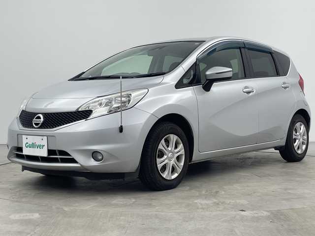 日産 ノート XVセレ +セーフ 三重県 2014(平26)年 2.5万km ブリリアントシルバー /ワンオーナー//7型ナビ //バックカメラ //衝突軽減ブレーキ //レーンキープアシスト// ETC //スマートキー //スペアーキー//保証書//取説