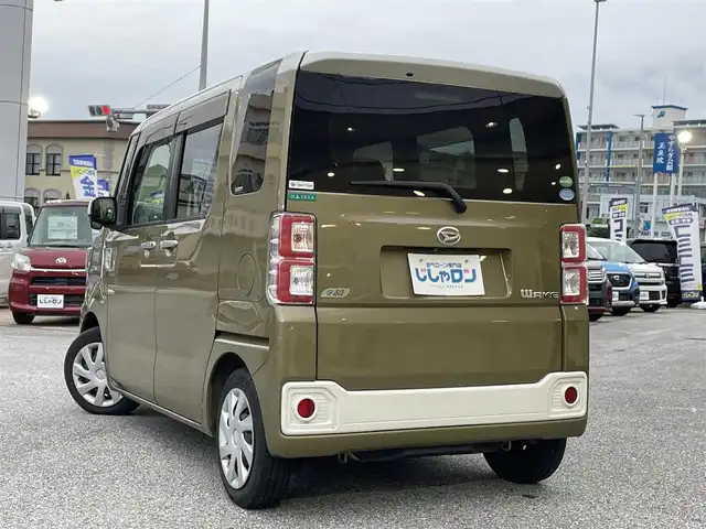 ダイハツ ウェイク L SA 沖縄県 2015(平27)年 6.6万km パールホワイトⅢ /オフビートカーキM (株)IDOMが運営する【じしゃロンコザ店】の自社ローン専用車両になりますこちらは現金またはオートローンご利用時の価格です。自社ローンご希望の方は別途その旨お申付け下さい/・本土仕入/・純正ナビ/・Bluetooth接続/・TV/・DVD再生/・ETC/・スマートキー/・プッシュスタート/・シートヒーター/・純正フロアマット/・オートライト