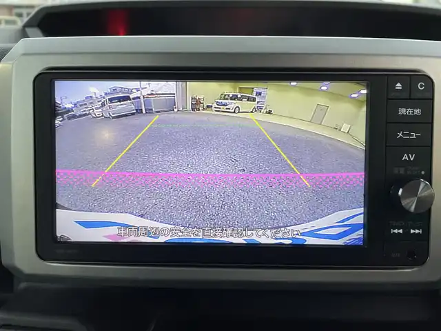 ダイハツ ウェイク L SA 沖縄県 2015(平27)年 6.6万km パールホワイトⅢ /オフビートカーキM (株)IDOMが運営する【じしゃロンコザ店】の自社ローン専用車両になりますこちらは現金またはオートローンご利用時の価格です。自社ローンご希望の方は別途その旨お申付け下さい/・本土仕入/・純正ナビ/・Bluetooth接続/・TV/・DVD再生/・ETC/・スマートキー/・プッシュスタート/・シートヒーター/・純正フロアマット/・オートライト