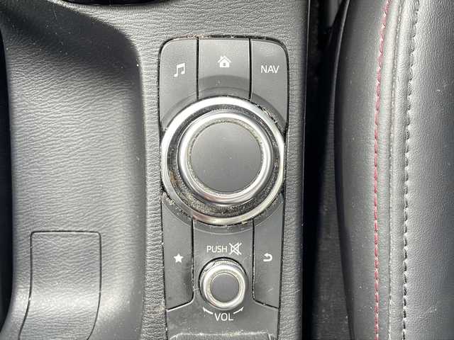 マツダ ＣＸ－３ XD ツーリング 福島県 2015(平27)年 8.8万km クリスタルホワイトパールマイカ ワンオーナー 純正メモリナビ (フルセグTV/BT/CD/DVD/USB/AUX/AM/FM) バックカメラ ハーフレザー クルーズコントロール パドルシフト ETC ステアリングスイッチ 革巻きステアリング 純正フロアマット アイドリングストップ プレミアムサウンド 横滑り防止装置 レーンキープアシスト ブラインドスポットモニター スマートキー スペアキー 保証書 取扱説明書