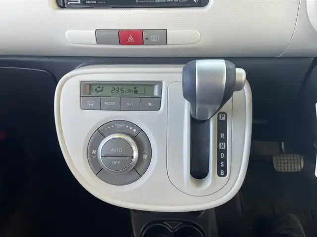 ダイハツ ミラ ココア プラスX スペシャルコーデ 神奈川県 2014(平26)年 2.7万km ミストブルーマイカメタリック 社外SDナビ/CD/DVD/Bluetooth/ワンセグ/革巻きステアリング/ブラウンスウェード調シート/ルーフレール/スマートキー/電動格納ウインカーミラー/SRSエアバッグ(運転席/助手席)