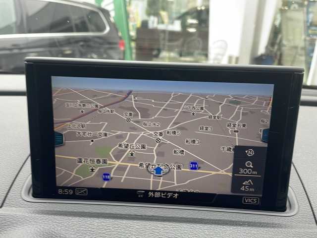 アウディ Ａ３ SB 30TFSI 富山県 2020(令2)年 3.1万km ミトスブラックメタリック 新車時保証書　取扱説明書/純正ナビ/アシスタンスP/コンビニエンスP/ナビP/（フルセグ/SD/BT/CD/DVD/FM/AM）/バックカメラ　ETC2.0/アダプティブクルーズコントロール/アクティブレーンアシスト/アウディサイドアシスト/バーチャルコックピット/コーナーセンサー/スマートキー/純正16インチアルミ