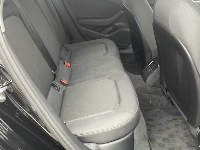 アウディ Ａ３ SB 30TFSI 富山県 2020(令2)年 3.1万km ミトスブラックメタリック 新車時保証書　取扱説明書/純正ナビ/アシスタンスP/コンビニエンスP/ナビP/（フルセグ/SD/BT/CD/DVD/FM/AM）/バックカメラ　ETC2.0/アダプティブクルーズコントロール/アクティブレーンアシスト/アウディサイドアシスト/バーチャルコックピット/コーナーセンサー/スマートキー/純正16インチアルミ