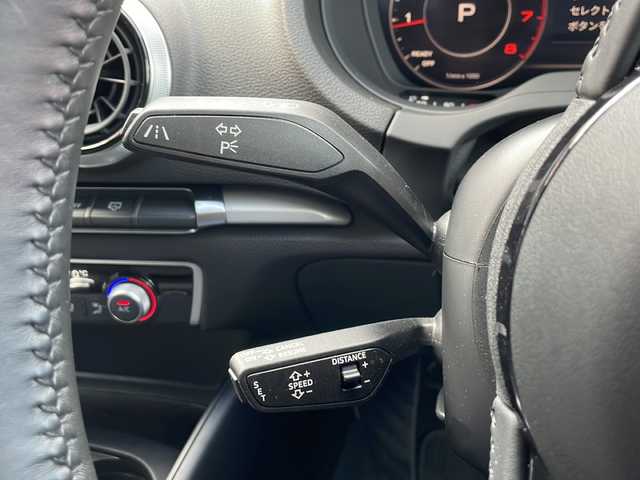 アウディ Ａ３ SB 30TFSI 富山県 2020(令2)年 3.1万km ミトスブラックメタリック 新車時保証書　取扱説明書/純正ナビ/アシスタンスP/コンビニエンスP/ナビP/（フルセグ/SD/BT/CD/DVD/FM/AM）/バックカメラ　ETC2.0/アダプティブクルーズコントロール/アクティブレーンアシスト/アウディサイドアシスト/バーチャルコックピット/コーナーセンサー/スマートキー/純正16インチアルミ