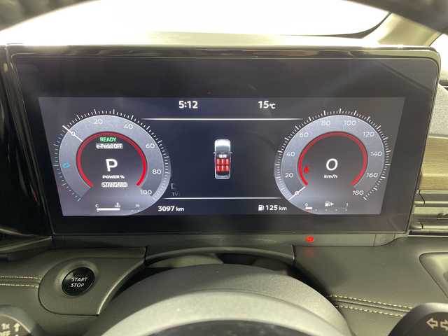 日産 セレナ e－パワー ハイウェイスター V 神奈川県 2024(令6)年 0.3万km ミディアムブルーメタリック プロパイロット/純正12.3型ディスプレイオーディオ/・BT/フルセグTV/USB/HDMI/AppleCarPlay/アラウンドビューモニター/インテリジェントルームミラー/純正フリップダウンモニター/前後ドライブレコーダー/ビルトインETC2.0/ハンドル支援/置くだけ充電/両側電動スライドドア/ハンズフリー/インテリジェントキー/スペアキー/プッシュスタートボタン/電動サイドブレーキ/オートブレーキホールド/革巻きステアリング/ステアリングスイッチ/Autoライト/純正エアロ(F)/LEDヘッドライト/フォグランプ/電動格納ミラー/ウィンカーミラー/純正フロアマット/純正16インチアルミホイール