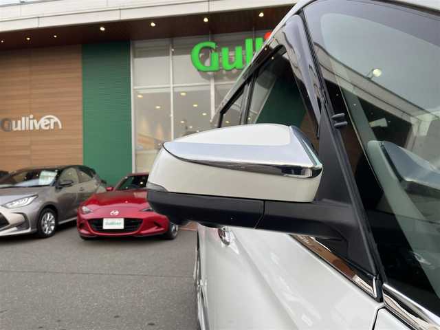 トヨタ ノア S－G 道央・札幌 2022(令4)年 3.2万km ホワイトパールクリスタルシャイン 　4　W　D　/純正ナビ(AM/FM/BT)/フルセグ（走行中視聴不可）/ステアリングリモコン/クルーズコントロール（追従走行あり）/全方位モニター/前席シートヒーター/ドライブレコーダー（前後）/コーナーセンサー（前後）/オートライト/オートマチックハイビーム/フォグランプ/後席サンシェード/両側パワースライドドア/オートブレーキホールド/ウインカーミラー/ドアバイザー/横滑り防止装置/レーンキープアシスト/衝突軽減ブレーキ/盗難防止装置/スペアキー×１/エンジンスターター/積込夏タイヤ/　　（社外AW 225/４０ZR19 22年製 溝4mm）