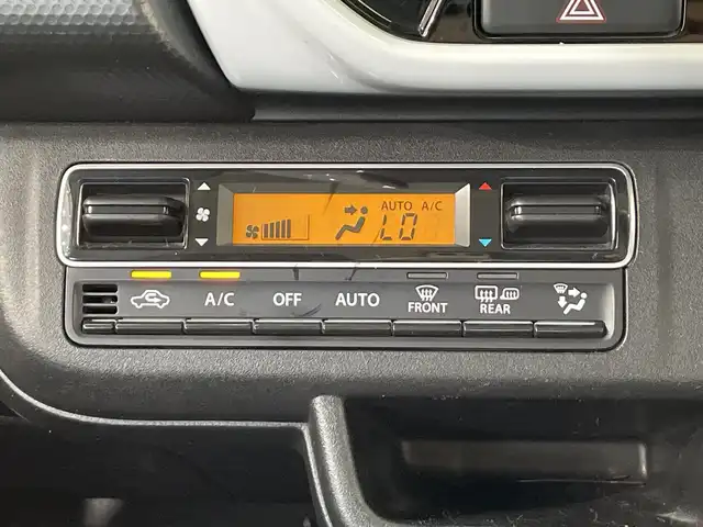 スズキ ハスラー HYBRID G 栃木県 2021(令3)年 3.7万km ピュアホワイトP 純正9インチナビ/(CD/DVD/フルセグTV/Bluetooth/USB)/バックカメラ/全方位カメラ/メーカー安全装備/シートヒーター/禁煙車/オートライト/LEDヘッドライト/横滑り防止装置/スマートキー/プッシュスタート/アイドリングストップ/電動格納ミラー/純正アルミホイール/純正フロアマット