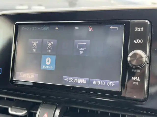 トヨタ Ｃ－ＨＲ G LEDエディション 徳島県 2018(平30)年 7.7万km ブラックマイカ 純正7型SDナビ　NSZN-W66T/　AM/FM/Bluetooth/DISC/SD/フルセグTV/オートブレーキホールド/バックカメラ/ビルトインETC/ドライブレコーダー　DRT-H66A/電子パーキング/追従式クルーズコントロール/ブラインドスポットモニター/自動格納ミラー/フォグライト/純正ドアバイザー/LEDヘッドライト/スマートキー/ハーフレザーシート/シートヒーター/純正フロアマット/スペアキー