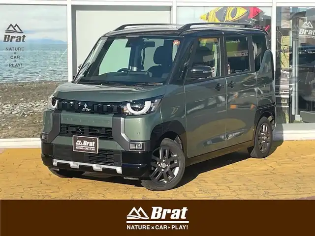 三菱 デリカミニ T プレミアム 道北・旭川 2024(令6)年 0.3万km 緑Ⅱ 純正9インチナビ/マルチアラウンドモニター/フルセグTV/Mパイロット/両側パワースライドドア/前席シートヒーター/ハンドルヒーター/デジタルインナーミラー/パドルシフト/LEDヘッドライト/オートライト/コーナーセンサー/プッシュスタート/スマートキー