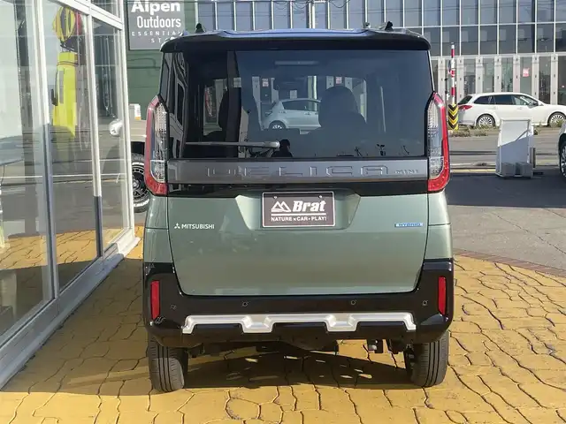 三菱 デリカミニ T プレミアム 道北・旭川 2024(令6)年 0.3万km 緑Ⅱ 純正9インチナビ/マルチアラウンドモニター/フルセグTV/Mパイロット/両側パワースライドドア/前席シートヒーター/ハンドルヒーター/デジタルインナーミラー/パドルシフト/LEDヘッドライト/オートライト/コーナーセンサー/プッシュスタート/スマートキー