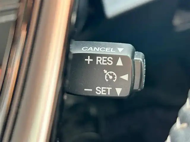 トヨタ アクア G ソフトレザーセレクション 静岡県 2019(令1)年 1.5万km スーパーホワイトⅡ 純正ＳＤナビ（Ｂｌｕｅｔｏｏｔｈ、ＣＤ、フルセグＴＶ、ＳＤミュージックサーバー）/バックカメラ/ＥＴＣ/ワンオーナー/スマートキー/クルコン/前後コーナーセンサー/純正フロアマット/合皮シート/アイドリングストップ/プッシュスタート/オートエアコン/レーンキープアシスト/横滑り防止装置/盗難防止装置/オートライト/ハロゲンヘッドライト/ダブルエアバック/衝突軽減システム