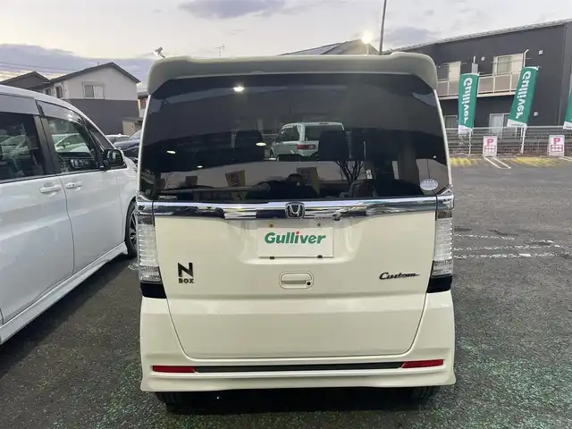 ホンダ Ｎ ＢＯＸ カスタム G ターボSSパッケージ 宮城県 2013(平25)年 9.7万km プレミアムホワイトパール 純正ナビ/フルセグＴＶ/ＡＭ／ＦＭ／ＣＤ／ＤＶＤ／ＵＳＢ／Ｂｌｕｅｔｏｏｔｈ/クルーズコントロール/横滑り防止装置/オートライト（ＬＥＤ）/純正フロアマット/純正ドアバイザー/スペアキー×１/エンジンスターター/両側パワースライドドア