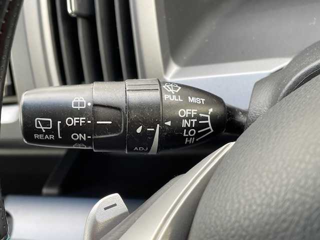 ホンダ ステップワゴン スパーダ Z 富山県 2012(平24)年 10.9万km ホワイトオーキッドパール (株)IDOMが運営する【じしゃロン富山店】の自社ローン専用車両になります。こちらは現金またはオートローンご利用時の価格です。自社ローンご希望の方は別途その旨お申し付け下さい/ナビ/FM/AM/CD/DVD/フルセグ/SD/バックカメラ/ETC/前後ドライブレコーダー/両側パワースライドドア/横滑り防止/パドルシフト/HIDヘッドライト/オートライト/フォグランプ/ドアバイザー