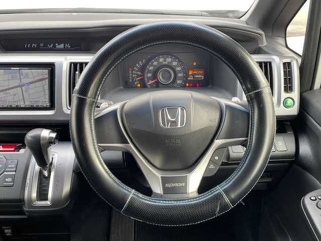 ホンダ ステップワゴン スパーダ Z 富山県 2012(平24)年 10.9万km ホワイトオーキッドパール (株)IDOMが運営する【じしゃロン富山店】の自社ローン専用車両になります。こちらは現金またはオートローンご利用時の価格です。自社ローンご希望の方は別途その旨お申し付け下さい/ナビ/FM/AM/CD/DVD/フルセグ/SD/バックカメラ/ETC/前後ドライブレコーダー/両側パワースライドドア/横滑り防止/パドルシフト/HIDヘッドライト/オートライト/フォグランプ/ドアバイザー