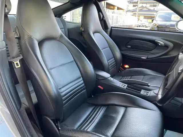 ポルシェ ９１１ カレラ 和歌山県 2001(平13)年 2.3万km シルバー サンルーフ/黒レザーシート/PSM/HIDヘッドライト/純正オーディオ・CDCH/運転席電動リクライニング/ETC/キーレス/スペアキー/保証書/取扱説明書/H１４．１６．１８．２０．２１．２２．２３．２６．２８．３０．/　R2.4.6整備記録簿有